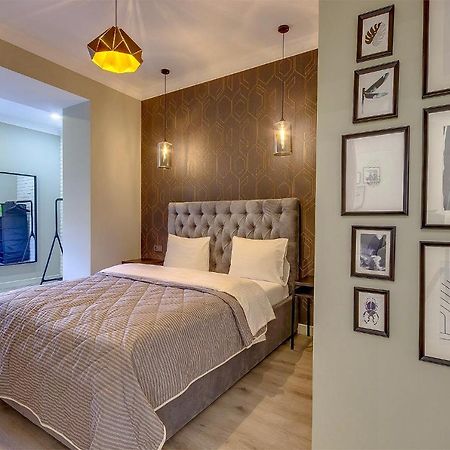 Opera Apartments อัลมาตี ภายนอก รูปภาพ