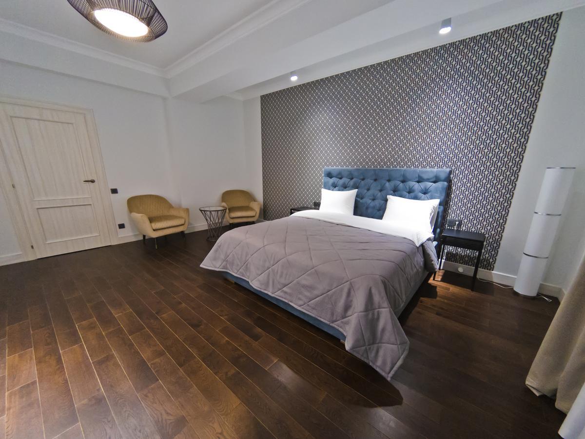 Opera Apartments อัลมาตี ภายนอก รูปภาพ