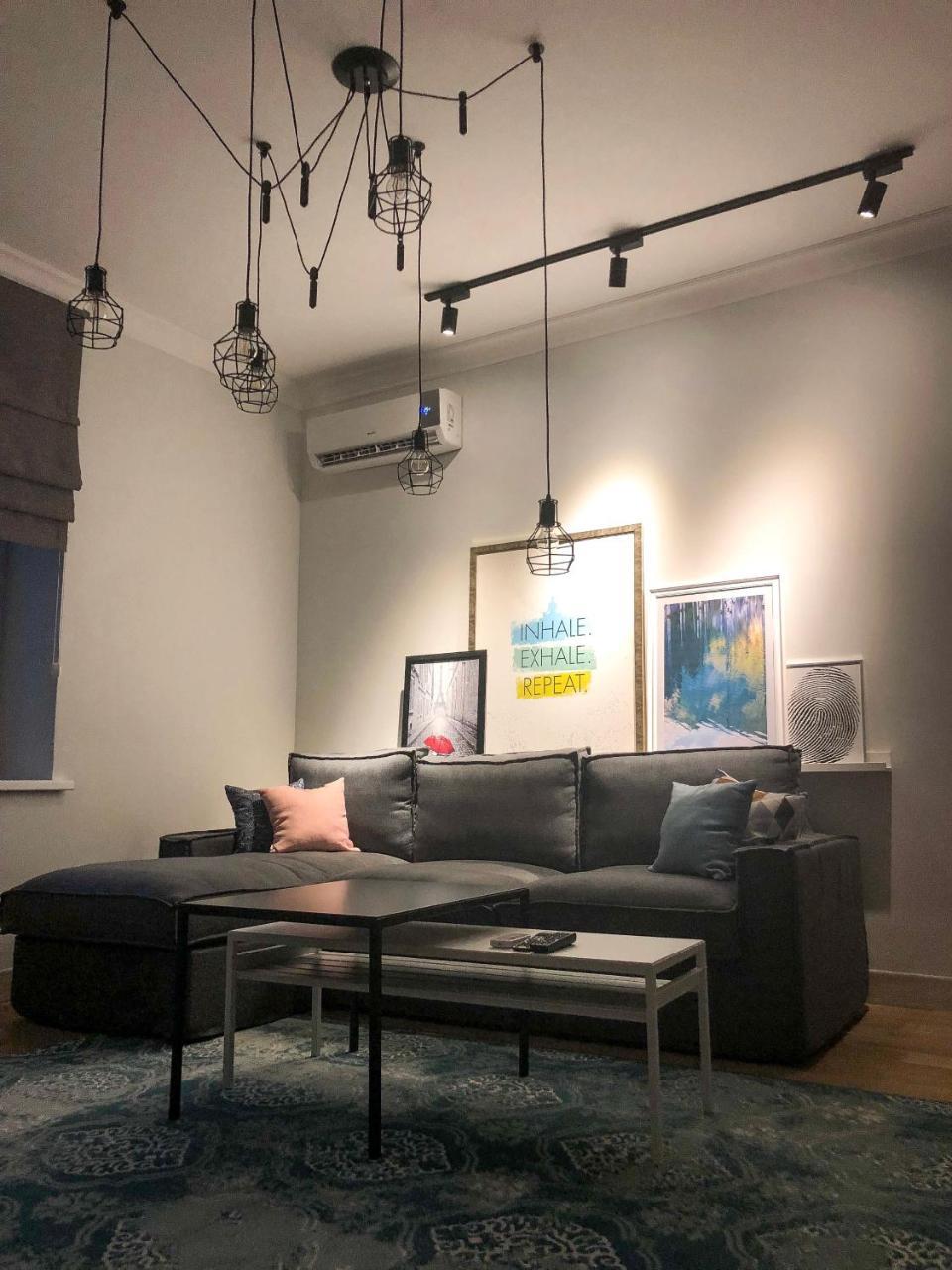 Opera Apartments อัลมาตี ภายนอก รูปภาพ